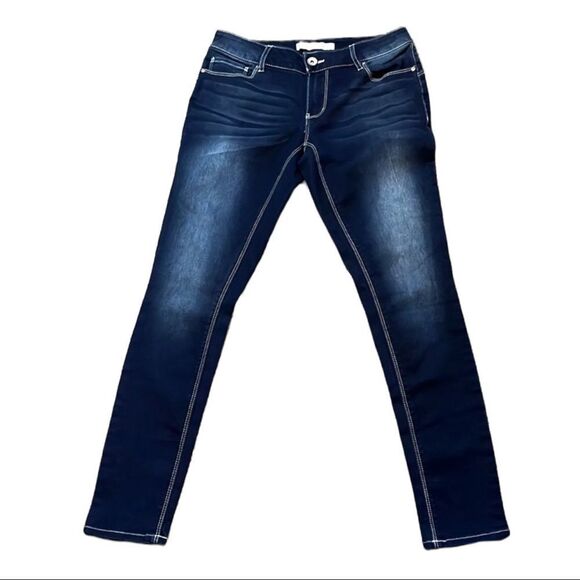 CATO est. 1946 denim jeans w/ whiskering & lots of stretch five pockets low rise - Picture 1 of 11